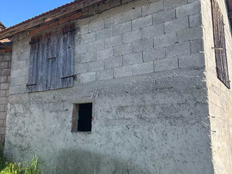Immagine 6 di Rustico / casale in vendita  a Castellavazzo