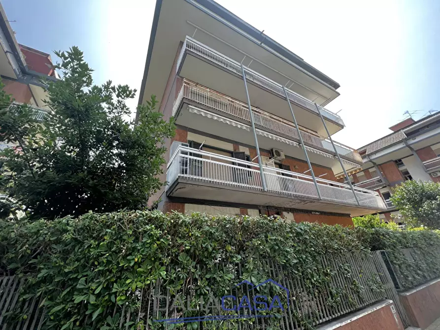 Immagine 1 di Appartamento in vendita  in Via Matteotti a Formia