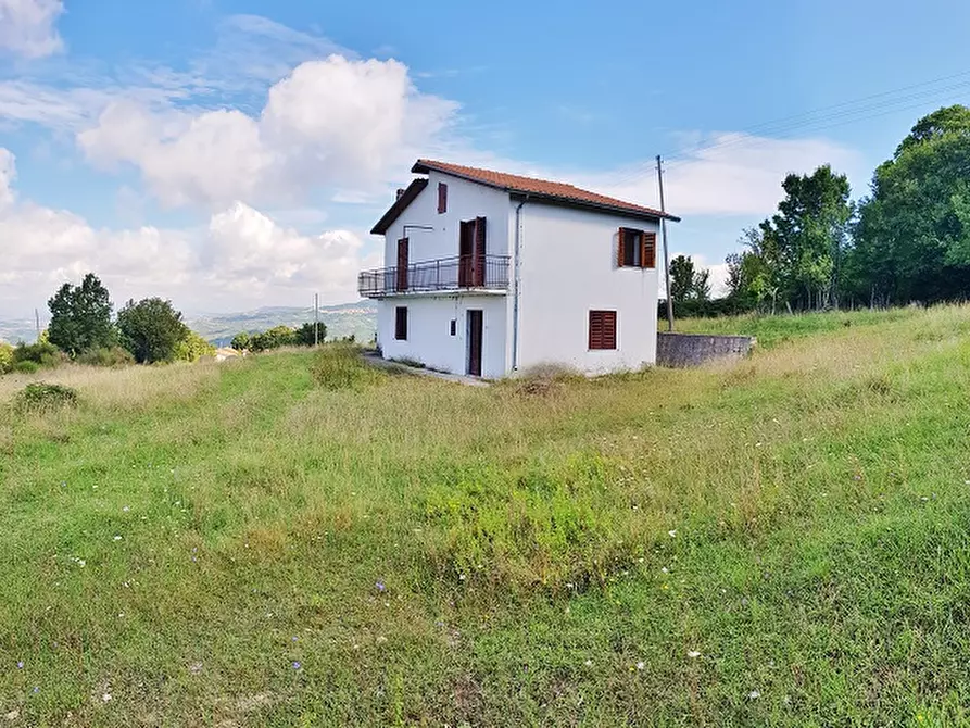 Immagine 2 di Casa indipendente in vendita  in Fossi a Andretta