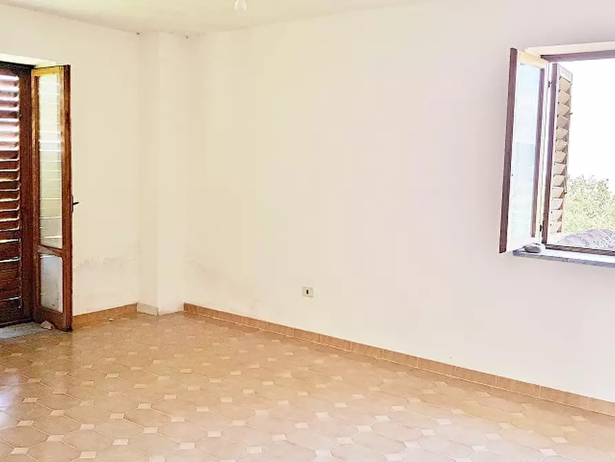 Immagine 8 di Casa indipendente in vendita  in Fossi a Andretta