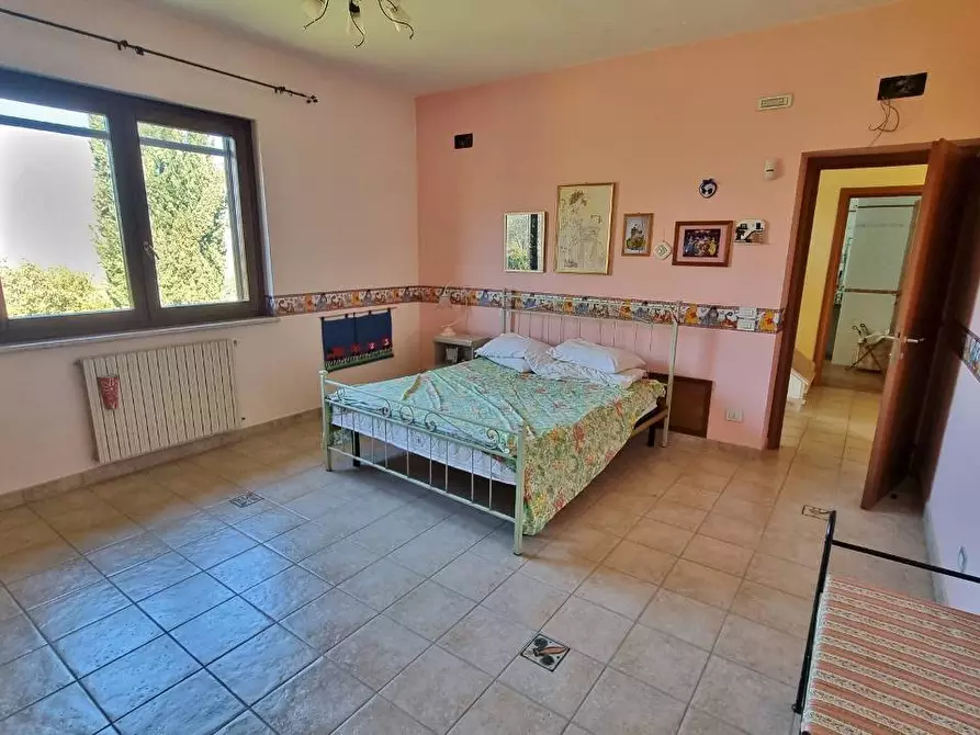 Immagine 30 di Villa in vendita  in Contrada Bosco a Grottaminarda