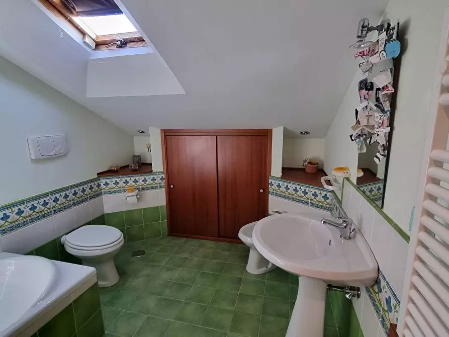 Immagine 35 di Villa in vendita  in Contrada Bosco a Grottaminarda