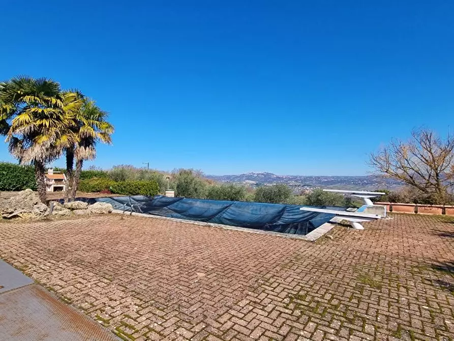 Immagine 16 di Villa in vendita  in Contrada Bosco a Grottaminarda