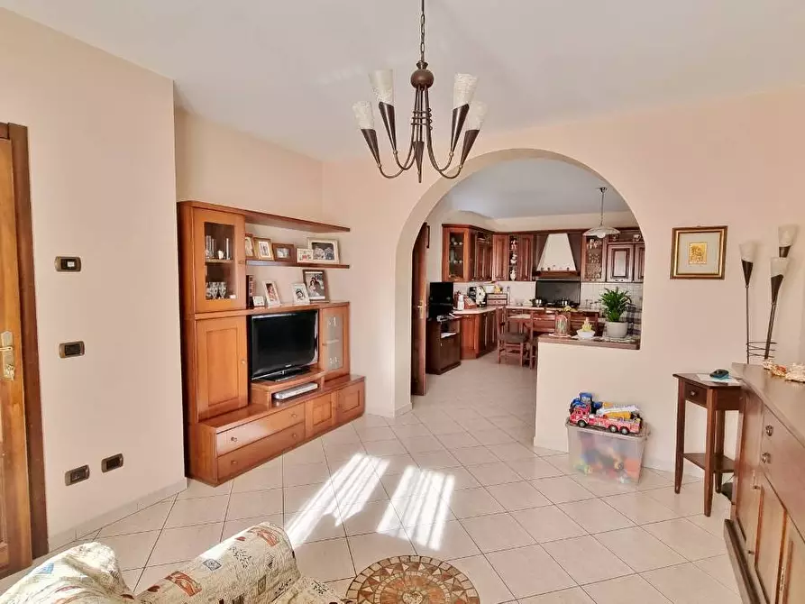 Immagine 36 di Casa semindipendente in vendita  in Strada Statale 303 a Guardia Lombardi