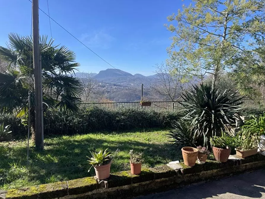 Immagine 5 di Villa in vendita  in Cupa Lauri a Atripalda