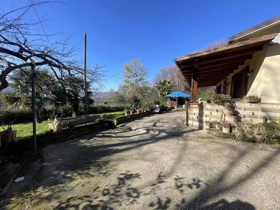 Immagine 15 di Villa in vendita  in Cupa Lauri a Atripalda