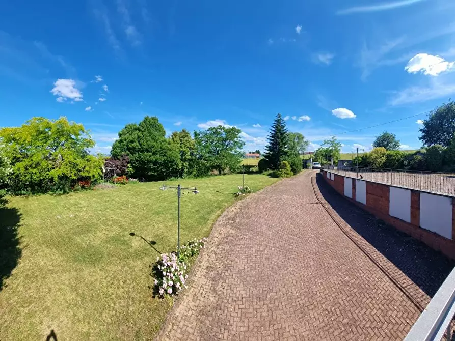 Immagine 44 di Villa in vendita  in Contrada Bosco a Grottaminarda