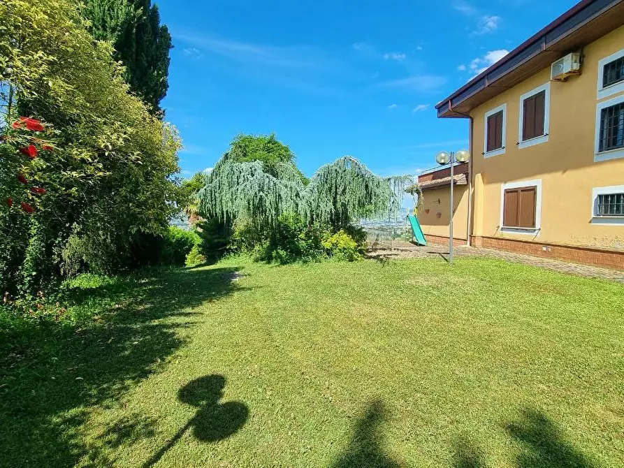 Immagine 7 di Villa in vendita  in Contrada Bosco a Grottaminarda
