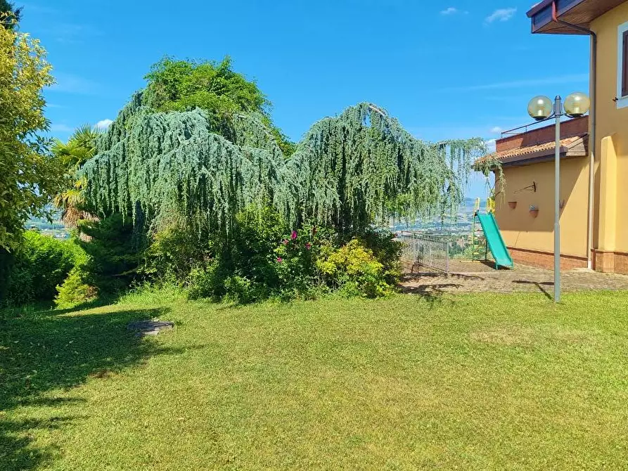 Immagine 8 di Villa in vendita  in Contrada Bosco a Grottaminarda
