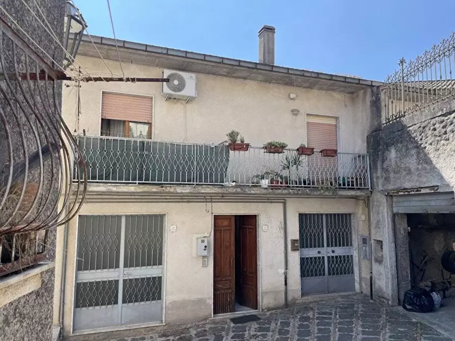 Immagine 1 di Casa indipendente in vendita  in via Domenico Ciociola 71 a Montella