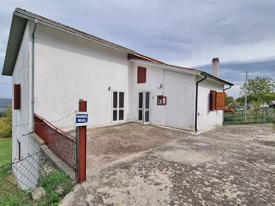 Immagine 10 di Casa indipendente in vendita  in Contrada Fossi a Guardia Lombardi