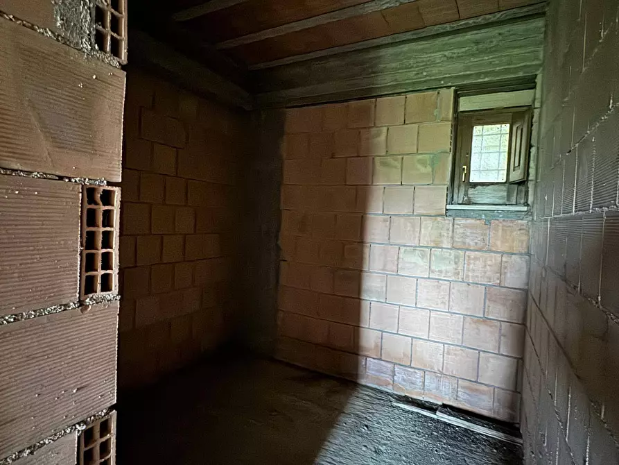 Immagine 6 di Casa semindipendente in vendita  in VIA PORTA SANT'ANNA SNC a Greci