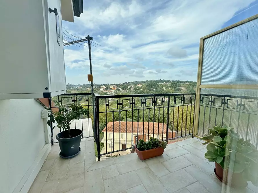 Immagine 15 di Appartamento in vendita  in VIA COLORI 55 a Mirabella Eclano