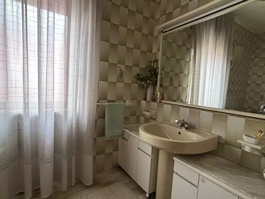 Immagine 19 di Casa semindipendente in vendita  in Viale della Storia a Apice