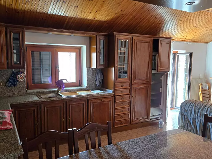 Immagine 10 di Appartamento in vendita  in via Arduino Candela 61 a Parolise