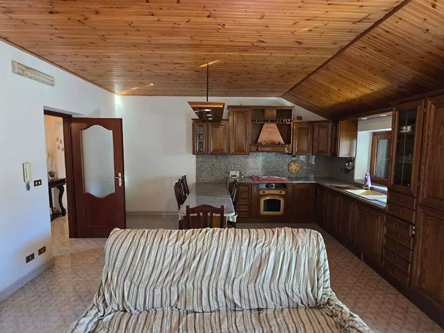 Immagine 13 di Appartamento in vendita  in via Arduino Candela 61 a Parolise