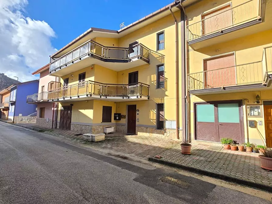 Immagine 24 di Appartamento in vendita  in via Arduino Candela 61 a Parolise