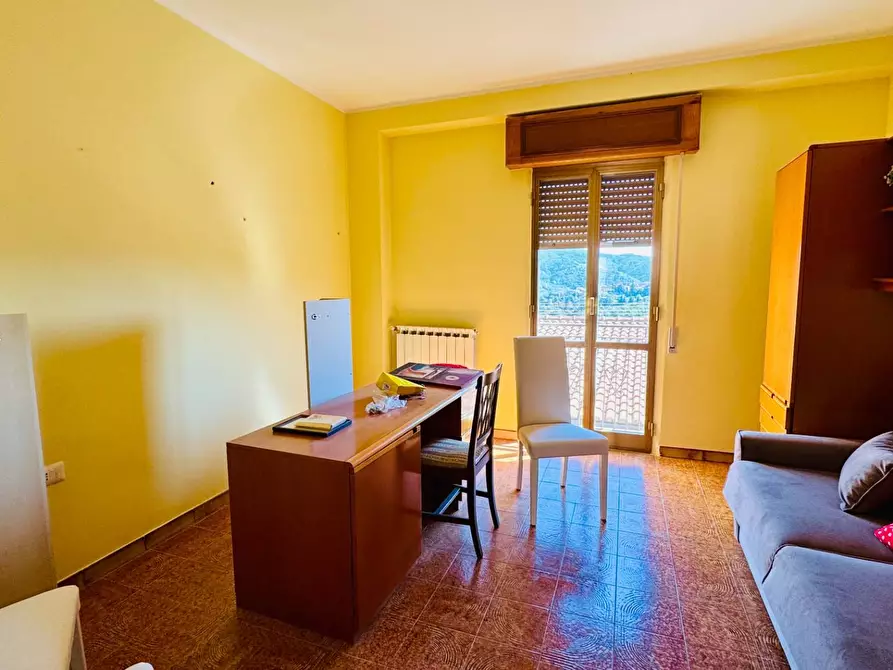 Immagine 4 di Appartamento in vendita  in STRADA PROVINCIALE 8 SANTA CROCE BARBA a Ceppaloni