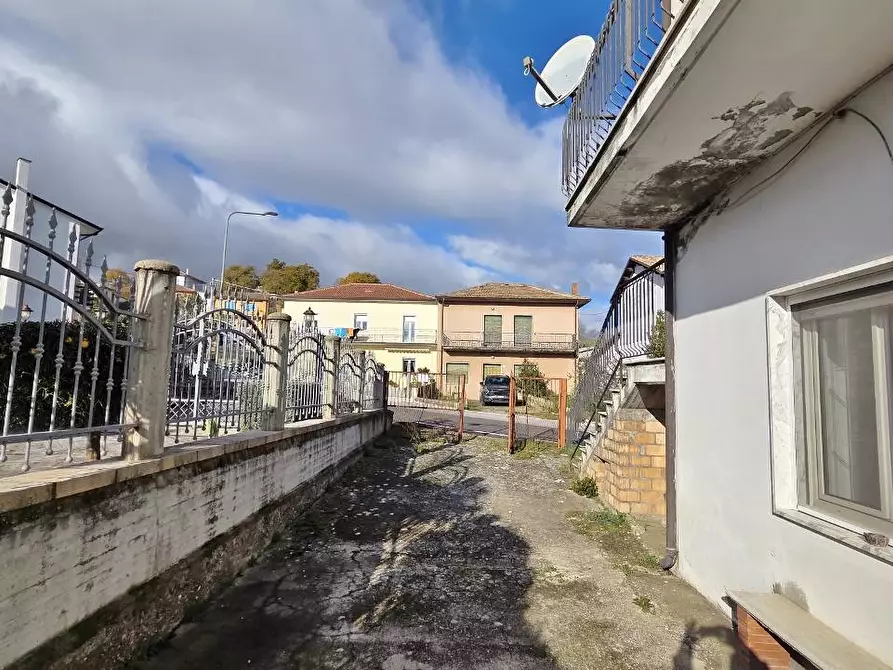 Immagine 5 di Casa indipendente in vendita  in SP 144 101 a Parolise