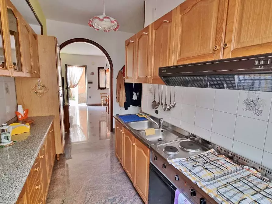 Immagine 4 di Casa semindipendente in vendita  in Vicolo Quarto di Via Roma a Andretta