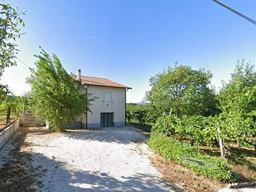 Immagine 2 di Casa indipendente in vendita  in Contrada acquara a Torella Dei Lombardi