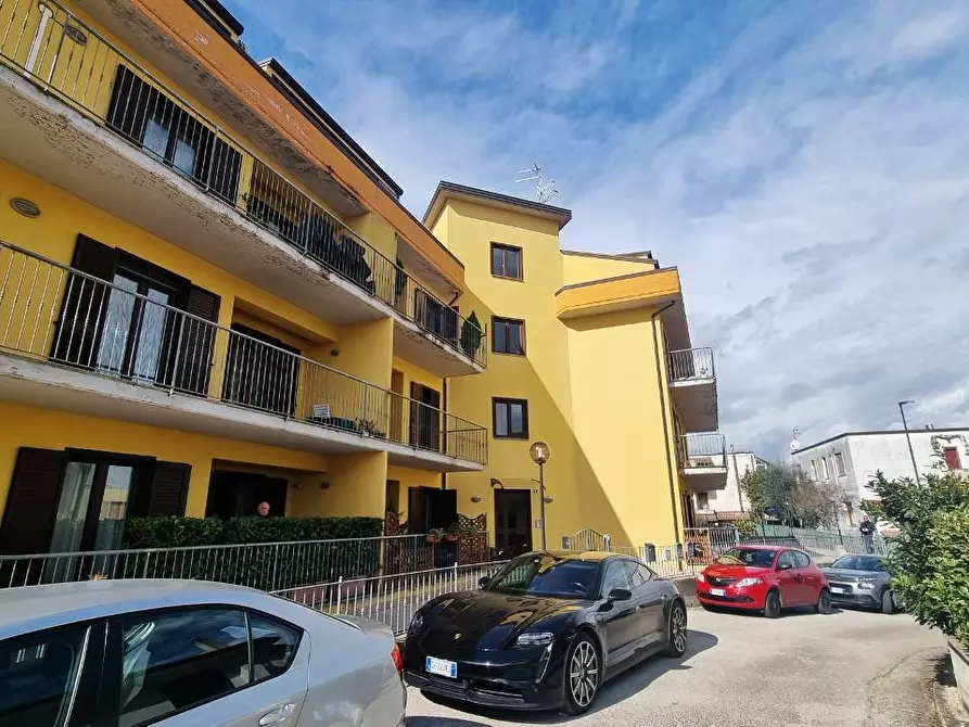 Immagine 9 di Appartamento in vendita  in VIA BERNINI 18 a Grottaminarda