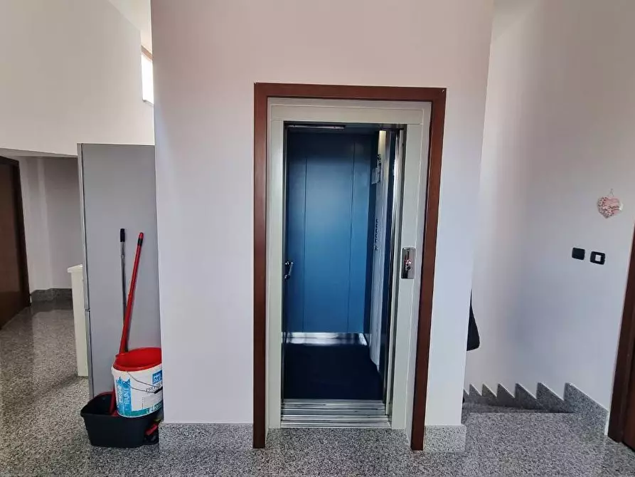 Immagine 7 di Appartamento in vendita  in VIA BERNINI 18 a Grottaminarda