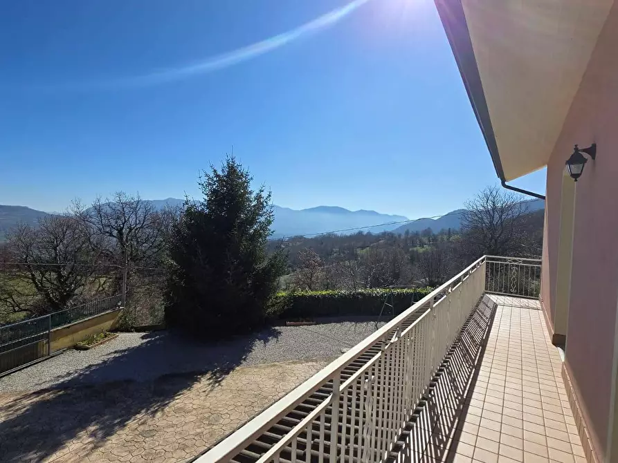 Immagine 41 di Villa in vendita  in C/da Quercete a Andretta