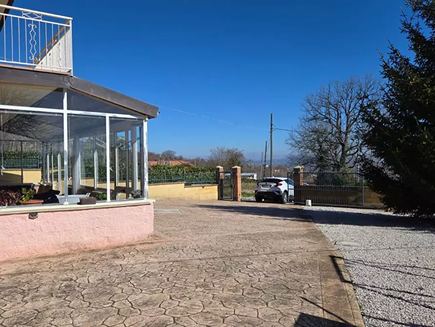 Immagine 43 di Villa in vendita  in C/da Quercete a Andretta