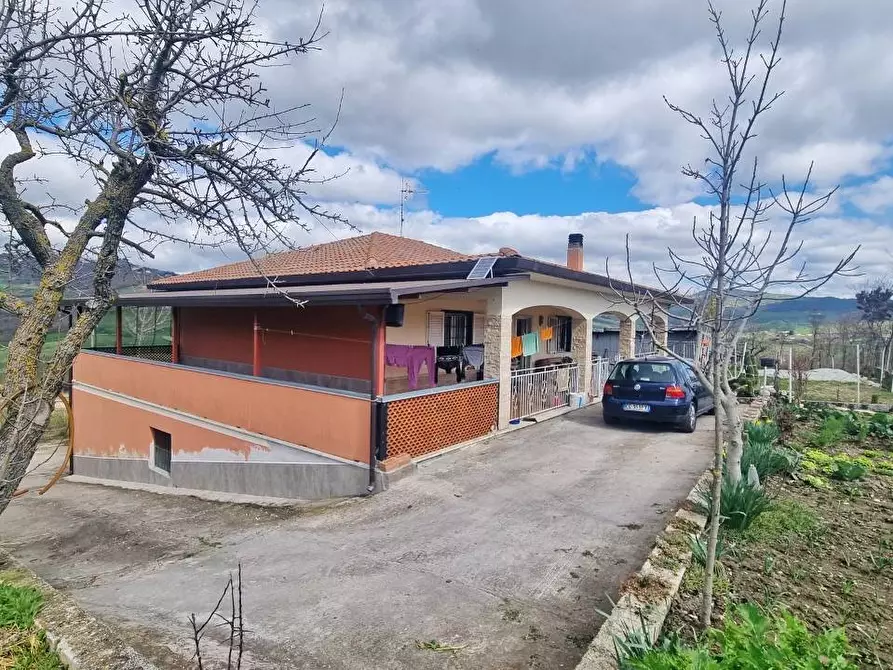 Immagine 2 di Casa indipendente in vendita  in C.da Scampata 20 a Andretta