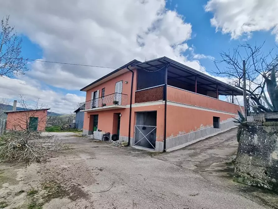 Immagine 3 di Casa indipendente in vendita  in C.da Scampata 20 a Andretta