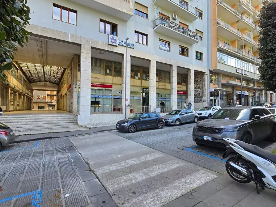 Immagine 1 di Ufficio in vendita  in via de renzi 28 a Avellino