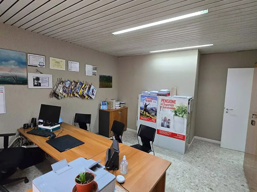 Immagine 18 di Ufficio in vendita  in via de renzi 28 a Avellino