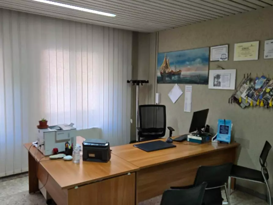 Immagine 20 di Ufficio in vendita  in via de renzi 28 a Avellino