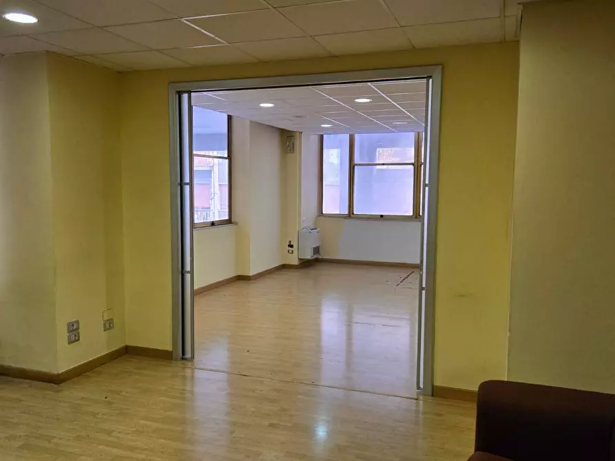 Immagine 39 di Ufficio in vendita  in via de renzi 28 a Avellino