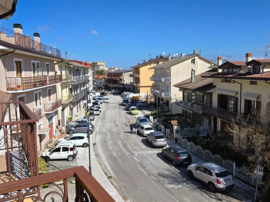 Immagine 4 di Appartamento in vendita  in via san francesco a Montemarano