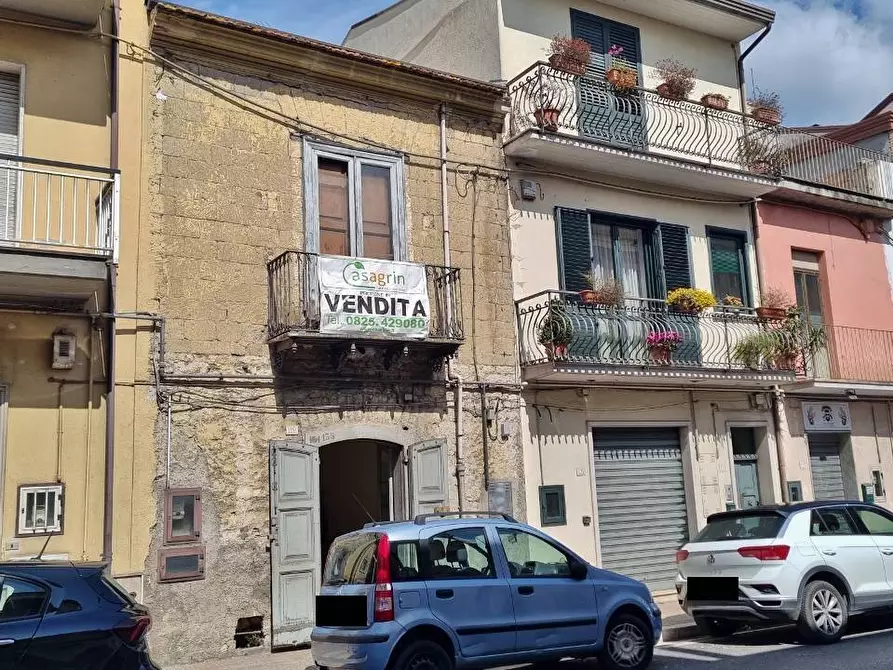 Immagine 2 di Casa semindipendente in vendita  in corso vittorio veneto a Grottaminarda