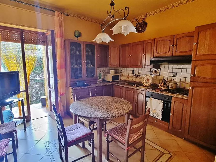 Immagine 3 di Appartamento in vendita  in VIA SETTEMBRINI 15 a Grottaminarda