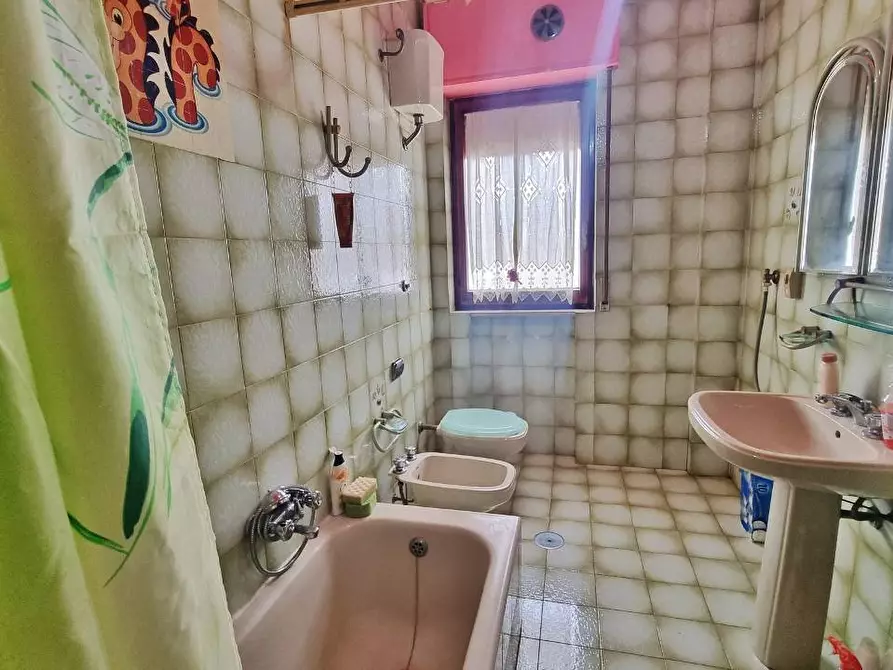 Immagine 15 di Appartamento in vendita  in VIA SETTEMBRINI 15 a Grottaminarda