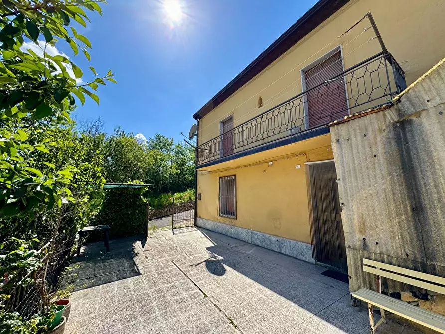 Immagine 5 di Casa indipendente in vendita  in VIA LUIGI ENAUDI a Greci