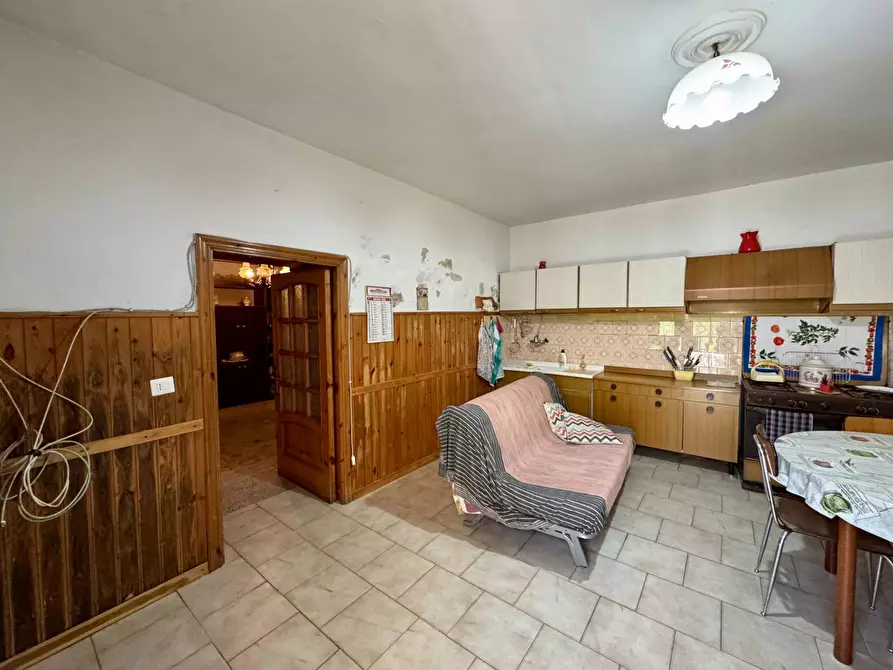 Immagine 8 di Casa indipendente in vendita  in VIA LUIGI ENAUDI a Greci