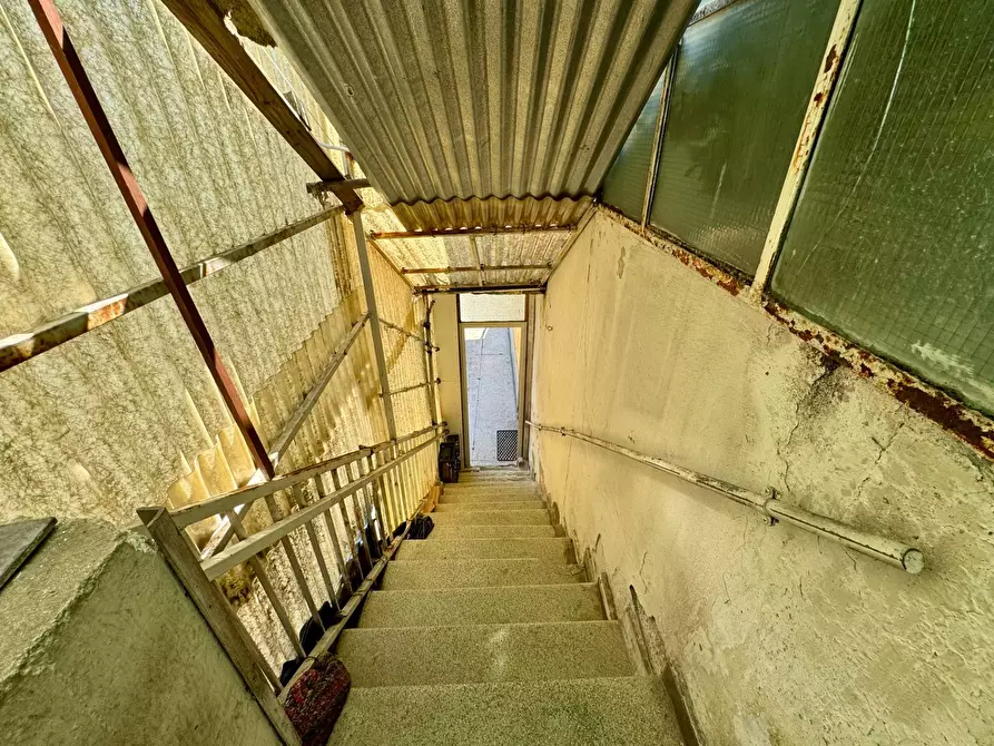 Immagine 9 di Casa indipendente in vendita  in VIA LUIGI ENAUDI a Greci