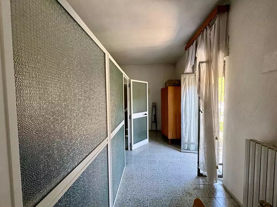 Immagine 14 di Casa indipendente in vendita  in VIA LUIGI ENAUDI a Greci