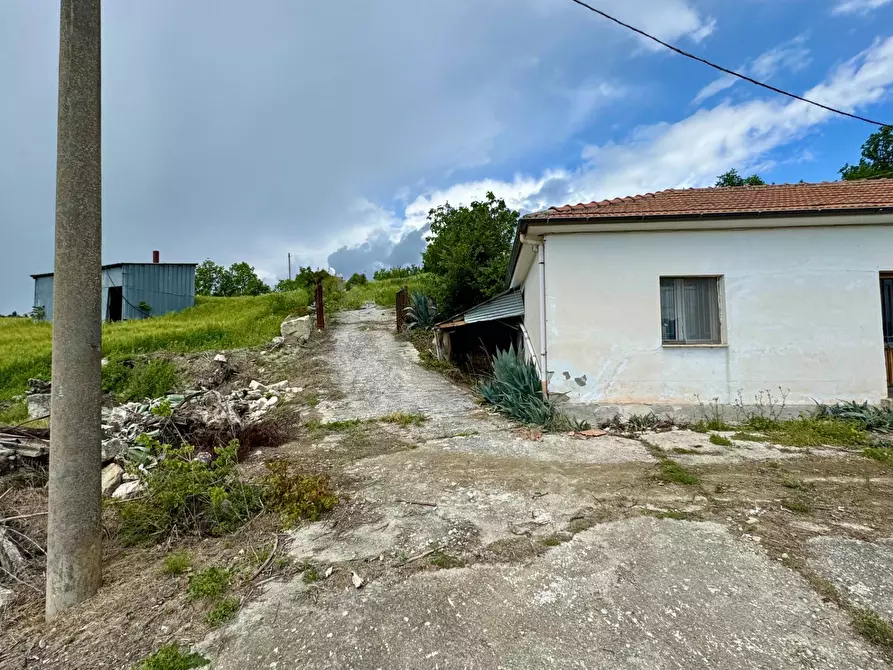 Immagine 14 di Casa indipendente in vendita  in CONTRADA PISCIOLI a Greci