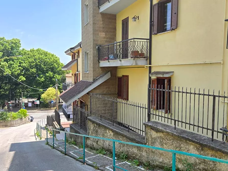 Immagine 3 di Appartamento in vendita  in piazza partenio 25 a Ospedaletto D'alpinolo