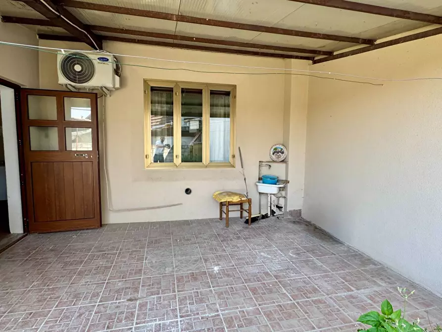 Immagine 24 di Casa indipendente in vendita  in VIALE DELLA LIBERTA' a Greci