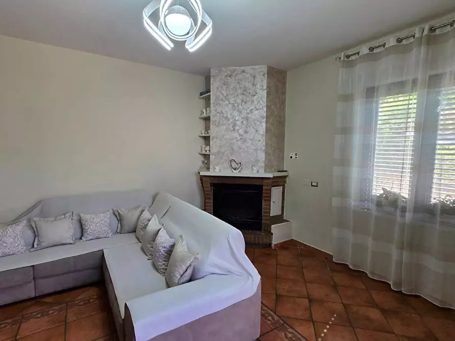 Immagine 10 di Villetta a schiera in vendita  in C/da Saraceno a Andretta