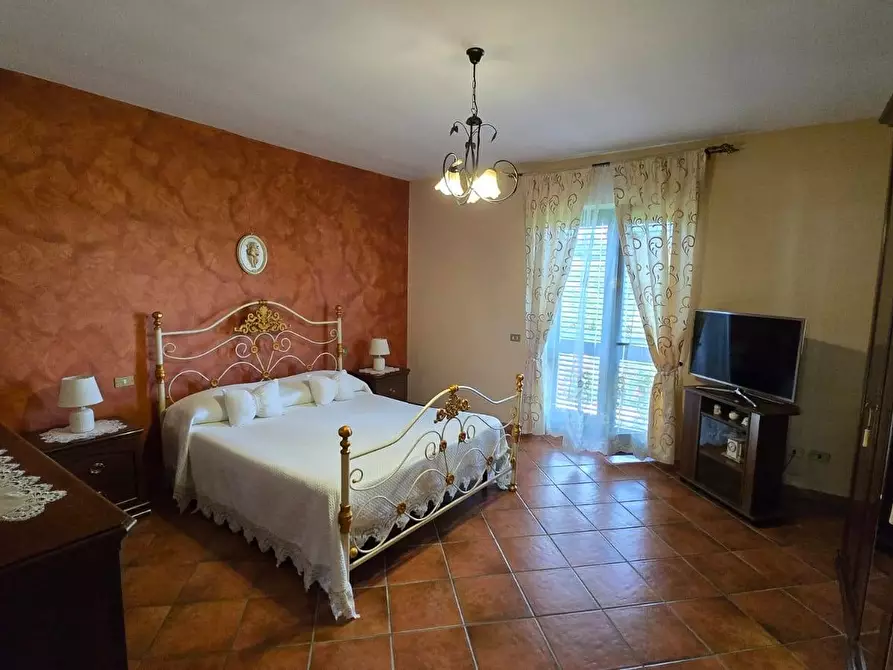 Immagine 21 di Villetta a schiera in vendita  in C/da Saraceno a Andretta