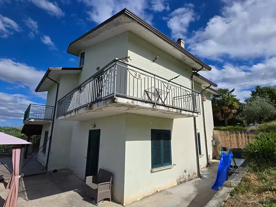 Immagine 24 di Villetta a schiera in vendita  in C/da Saraceno a Andretta