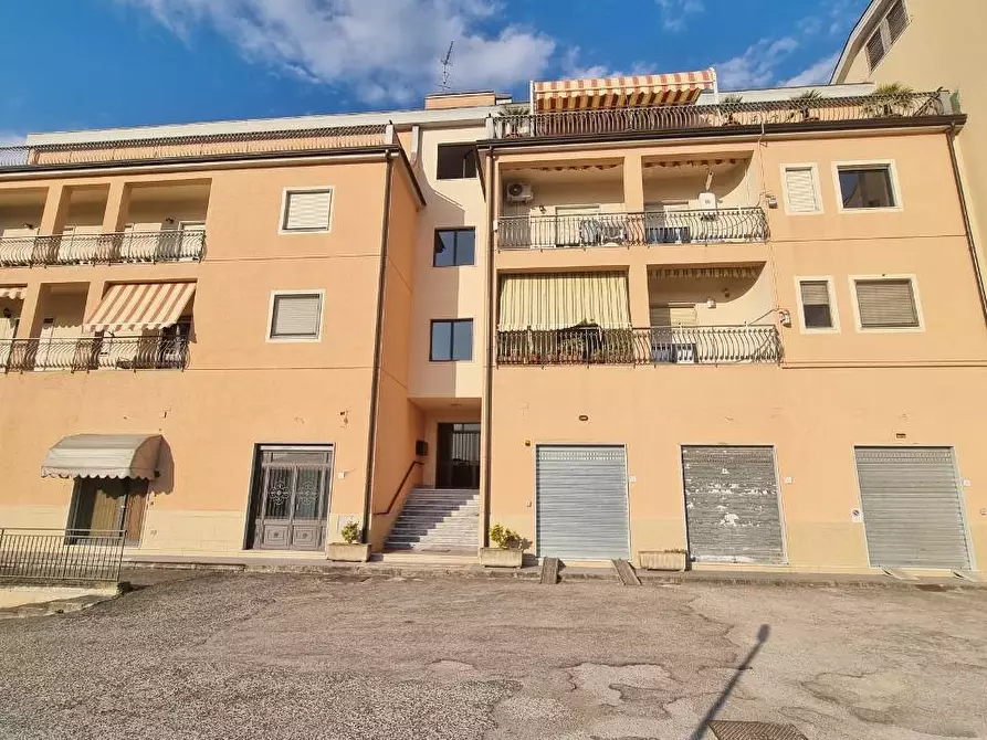 Immagine 23 di Appartamento in vendita  a Mirabella Eclano